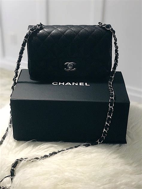 chanel classic mini flap price.